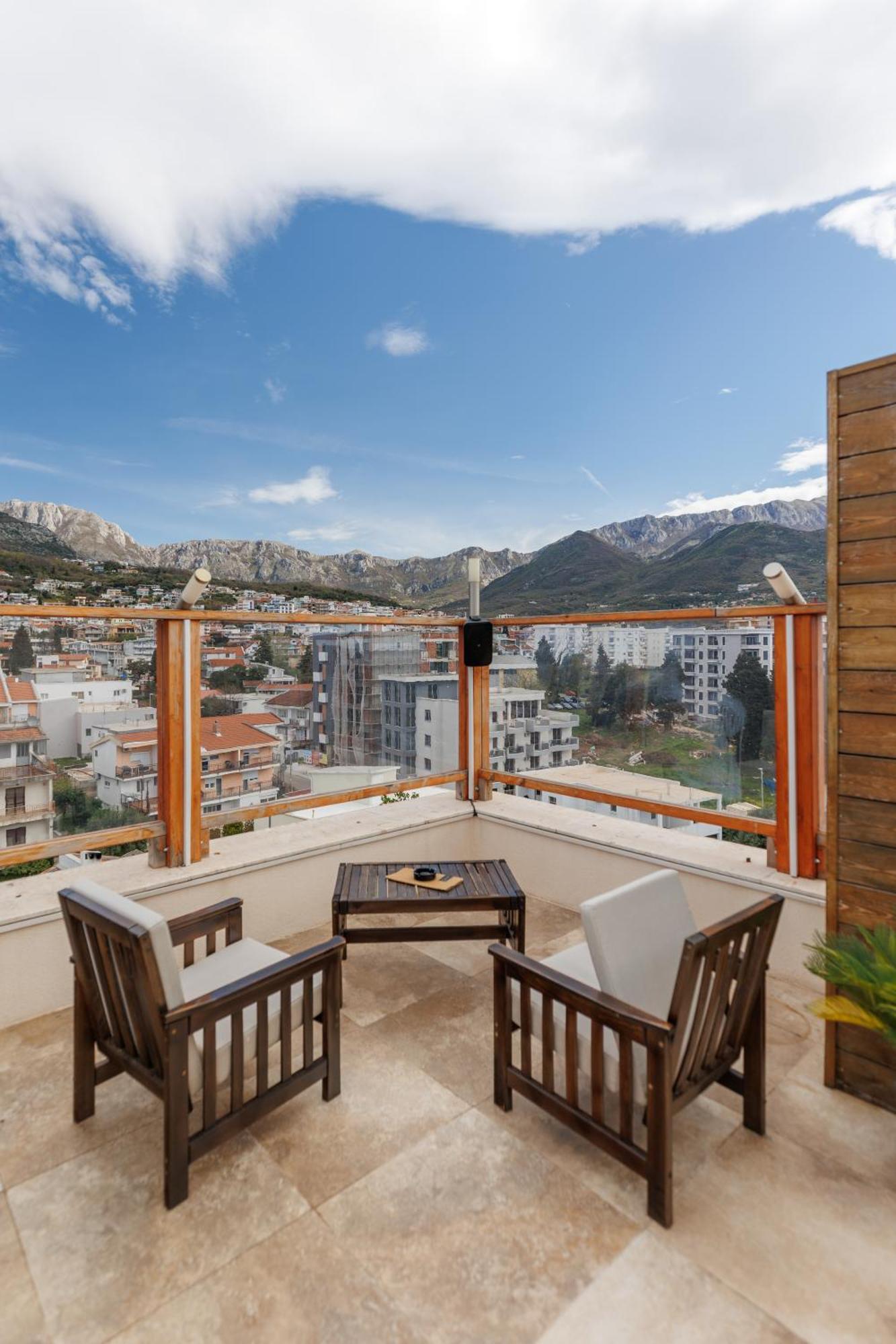 Xio Apartments Bar Exterior photo
